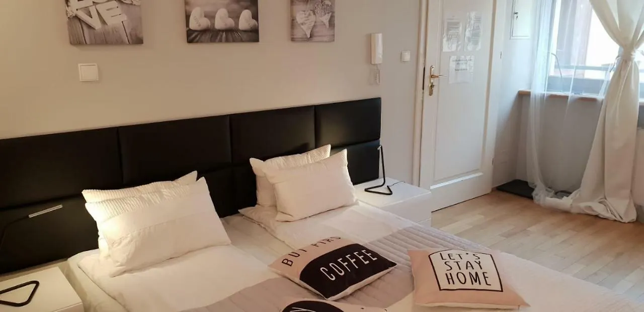 **  Aparthotel Old City Krakow Poland
